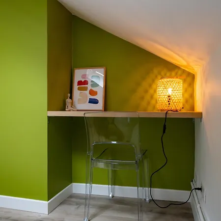 L'etape, Large And Warm Studio, Downtown Apartment *